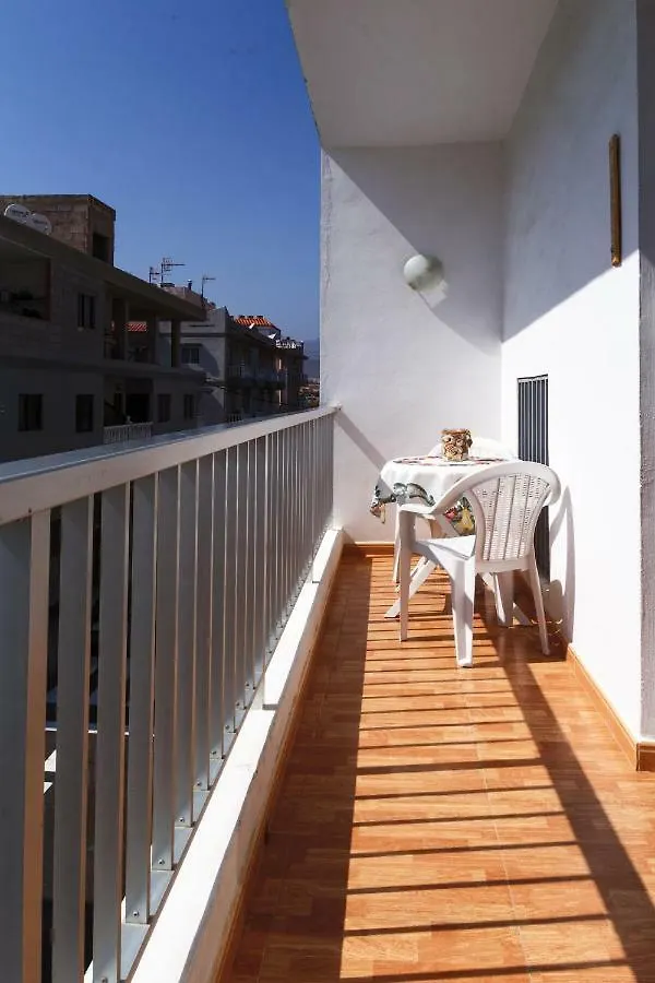 Typical Canarian Apartment Лас Гальетас
