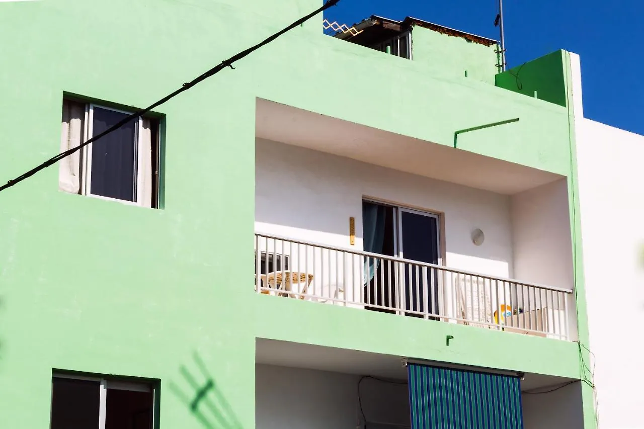 Typical Canarian Apartment Лас Гальетас